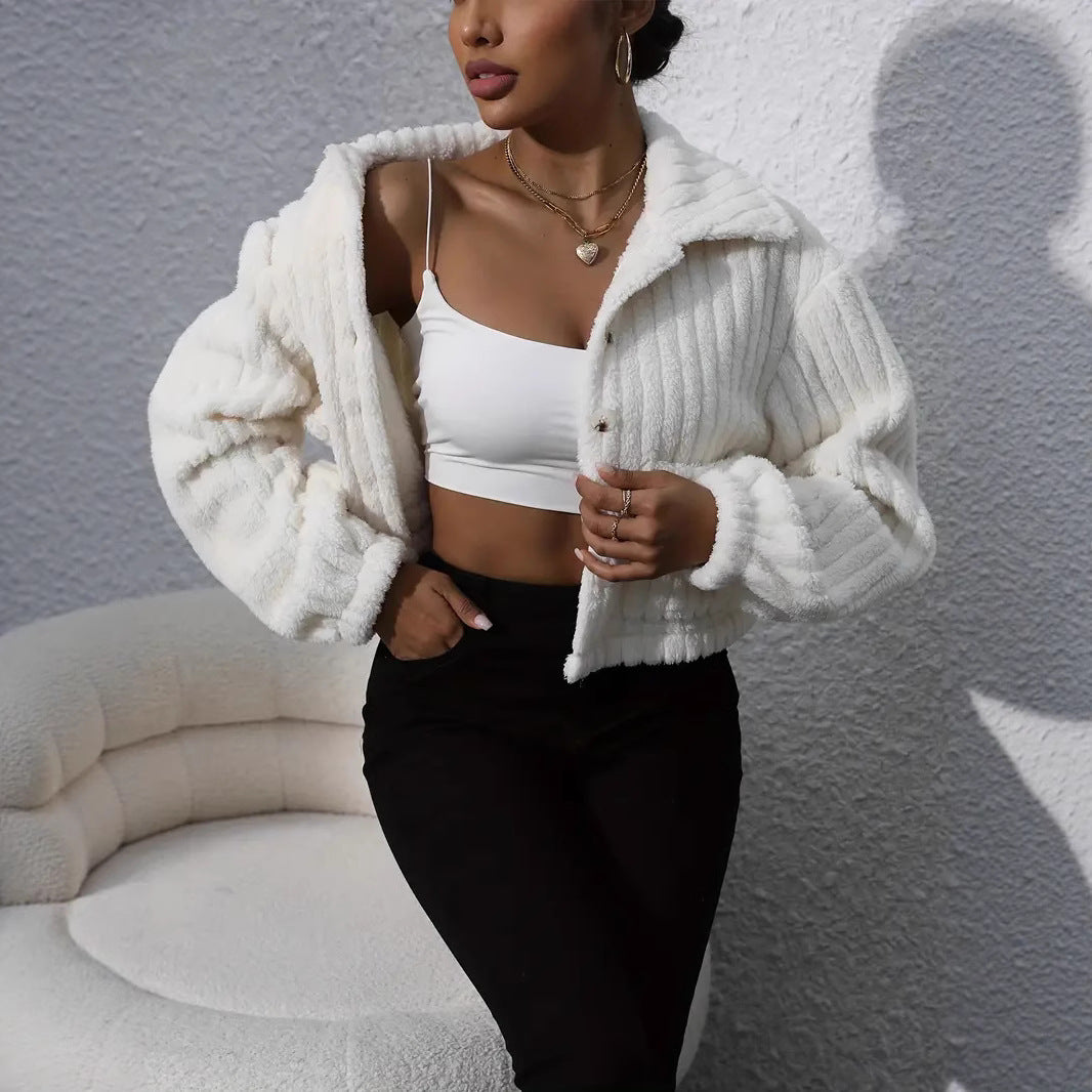 Damen Fluffy Overshirt im Couture-Stil mit Taschen Drune