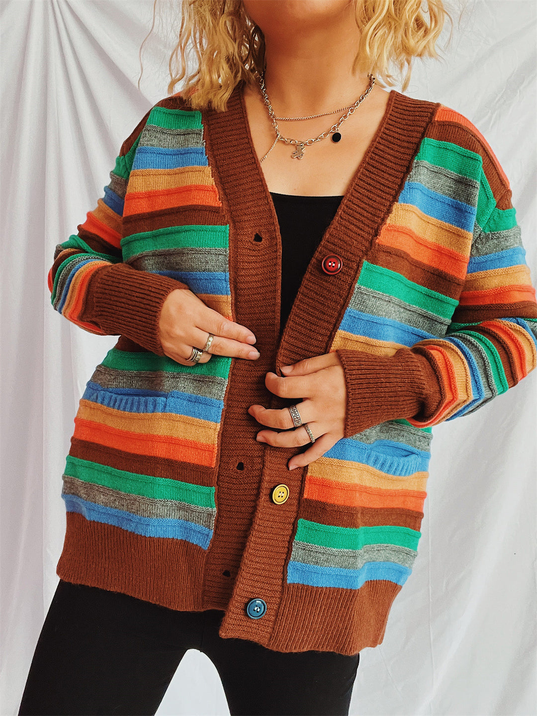 Damen lässige Strickjacke mit buntem Streifenmuster und lockerer Passform Drune