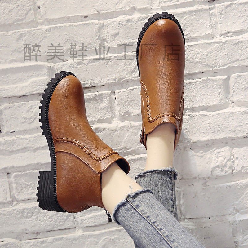 Damen nan klassische knöchelhohe Ankle-Boots aus synthetischem Leder mit robuster Profilsohle und Ziergurt Drune