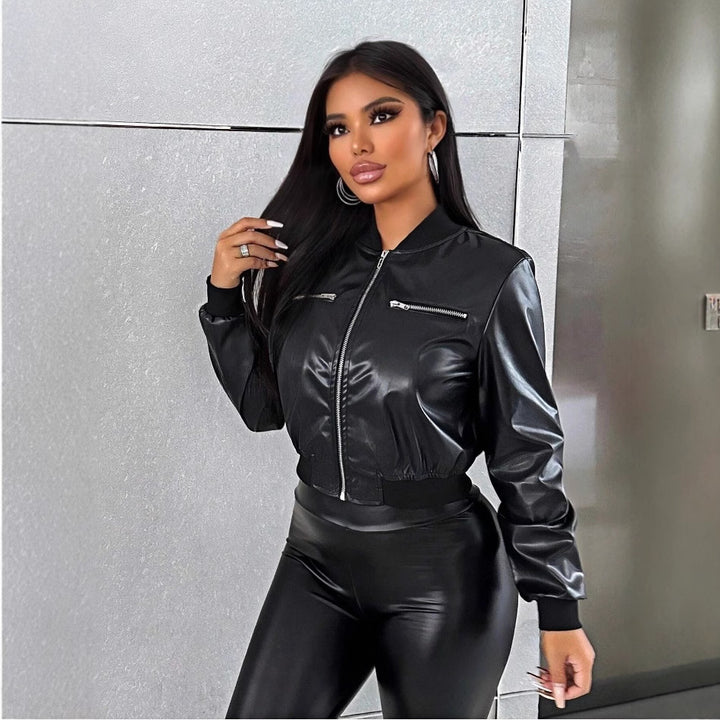Damen cropped Kunstlederjacke mit glänzendem Finish und dekorativen Reißverschlüssen Drune