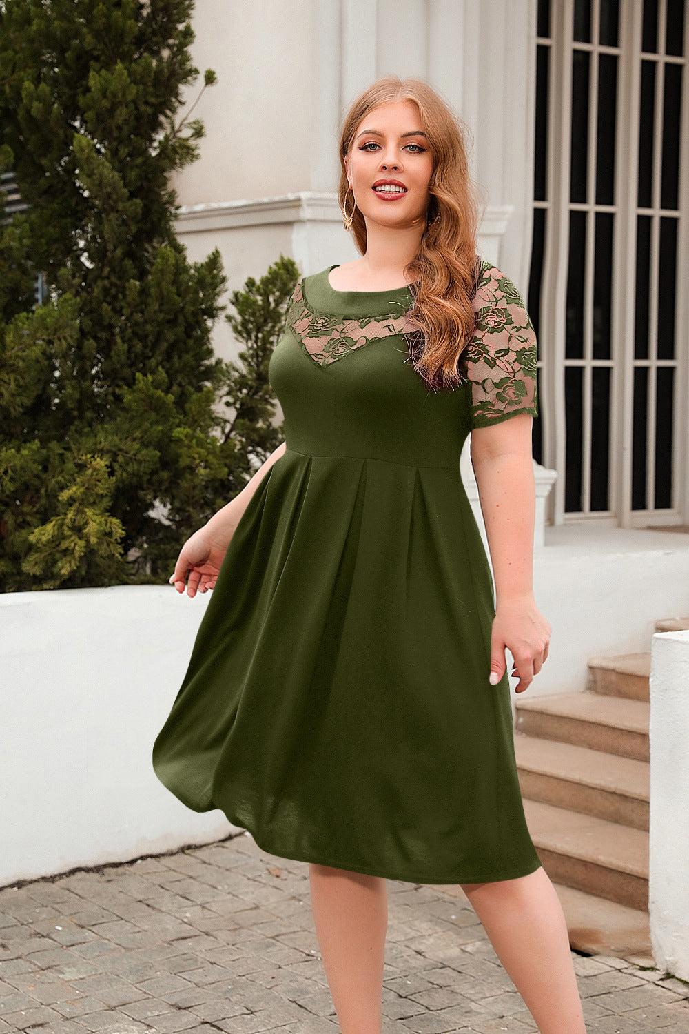 Damen Elegantes Kleid mit Spitzenärmel und schwingendem Rock Drune