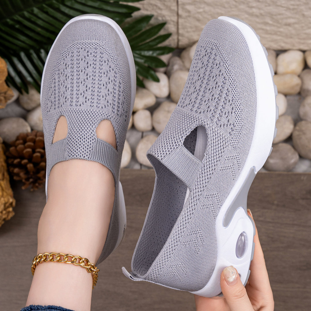Damen nan gestrickter Schlupf-Sportslipper mit elastischem Einstieg, Cut-Out-Detail und sichtbarer Luftdämpfung Drune