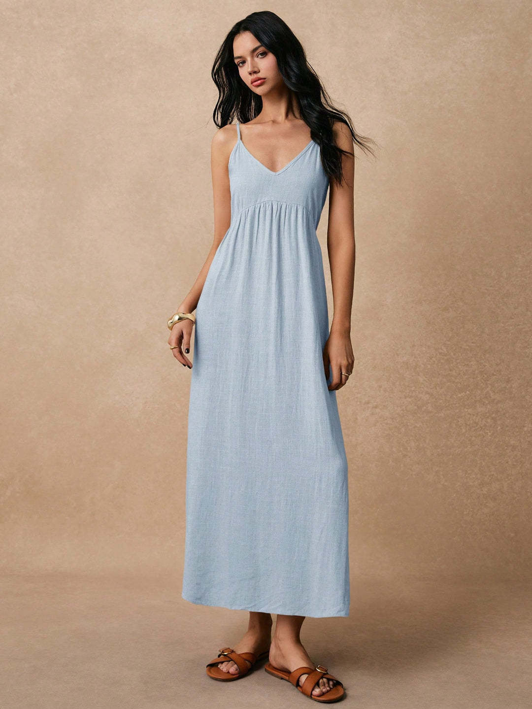 Damen Maxikleid mit feinen Spaghettiträgern und leichtem, atmungsaktivem Material Drune