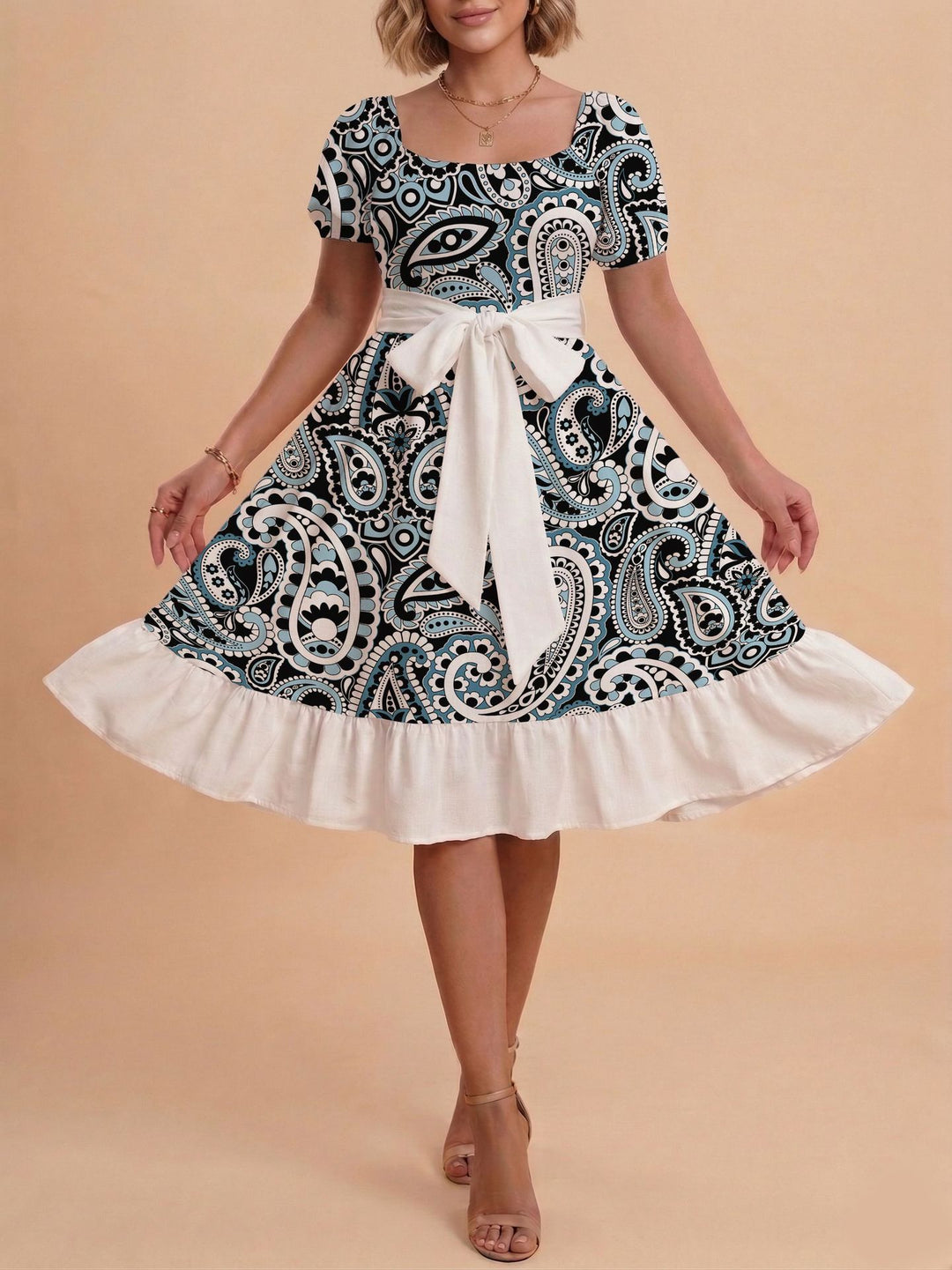 Damen Verspieltes Maxikleid mit Bärenmuster und taillierbarem Band Drune