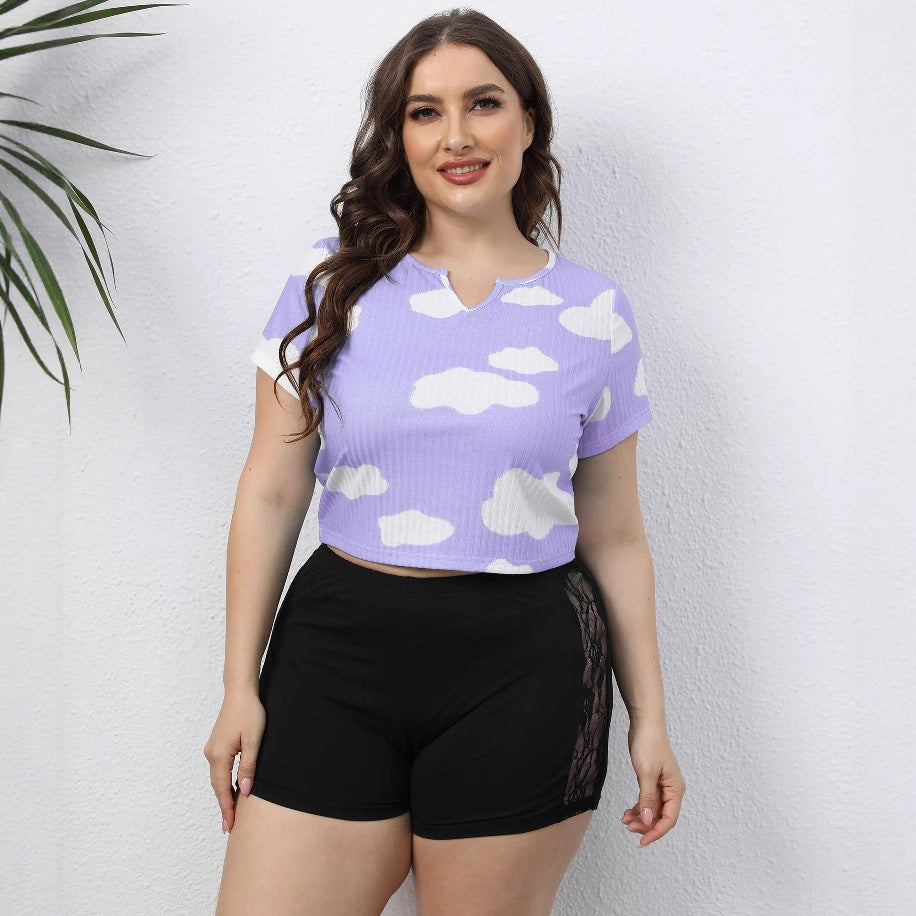 Damen cropped T-Shirt mit Wolkenmuster und elastischem Bund Drune