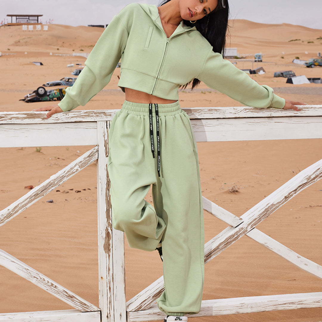Damen Sportliches Cropped Freizeit-Set mit praktischer Kapuze und bequemen Jogginghosen Drune