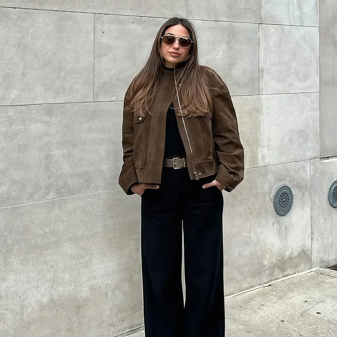 Damen Lederjacke mit lässigem Schnitt und dekorativen Taschen Drune