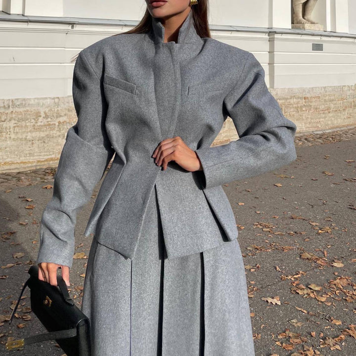 Damen elegantes und modernes Anzugset mit tailliertem Blazer und schwingendem Rock Drune