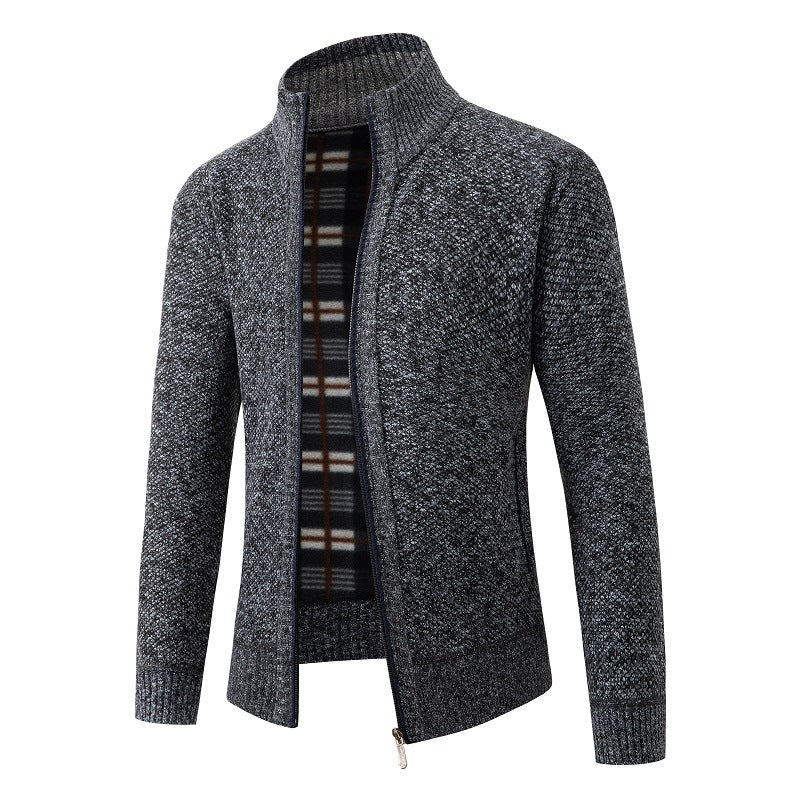 Herren Strickjacke mit modernem Stehkragen und praktischen Seitentaschen Drune