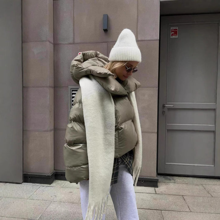Damen oversized Daunenjacke mit hohem Kragen und voluminösen Ärmeln Drune