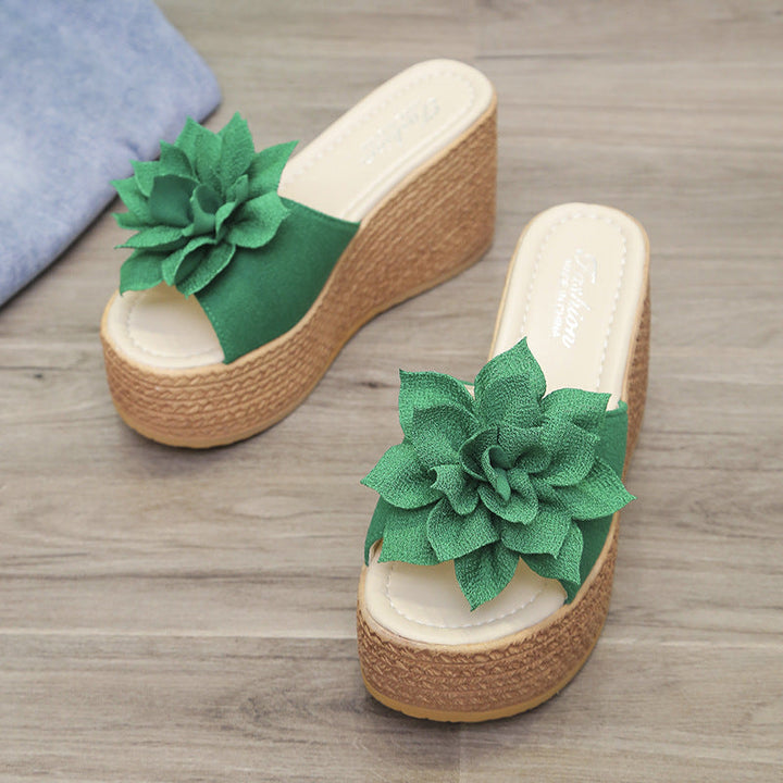 Damen Wedge-Sandalen mit floralen Applikationen und bequemem Fußbett Drune