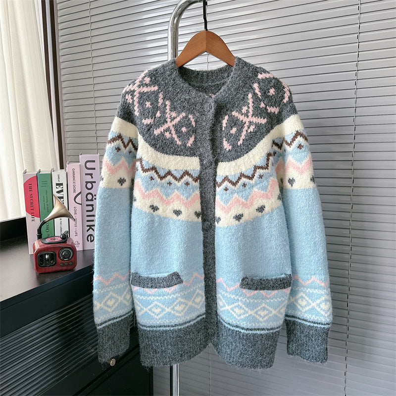 Damen Strickjacke mit verspielt-ethnischem Muster und Taschen Drune