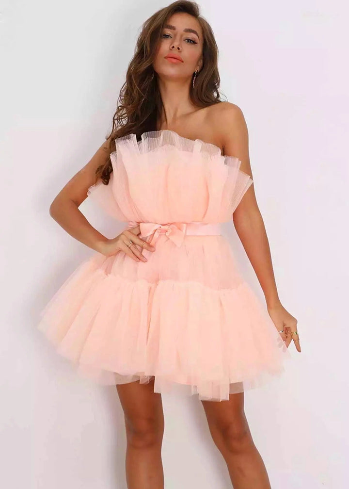 Damen Mini-Kleid mit asymmetrischem Schnitt und voluminösen Rüschendetails Drune