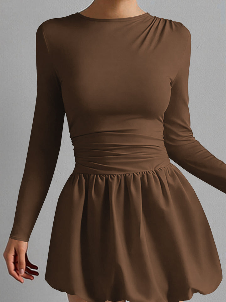 Damen Figurumspielendes Kleid mit langen Ärmeln und gerafftem Saum Drune