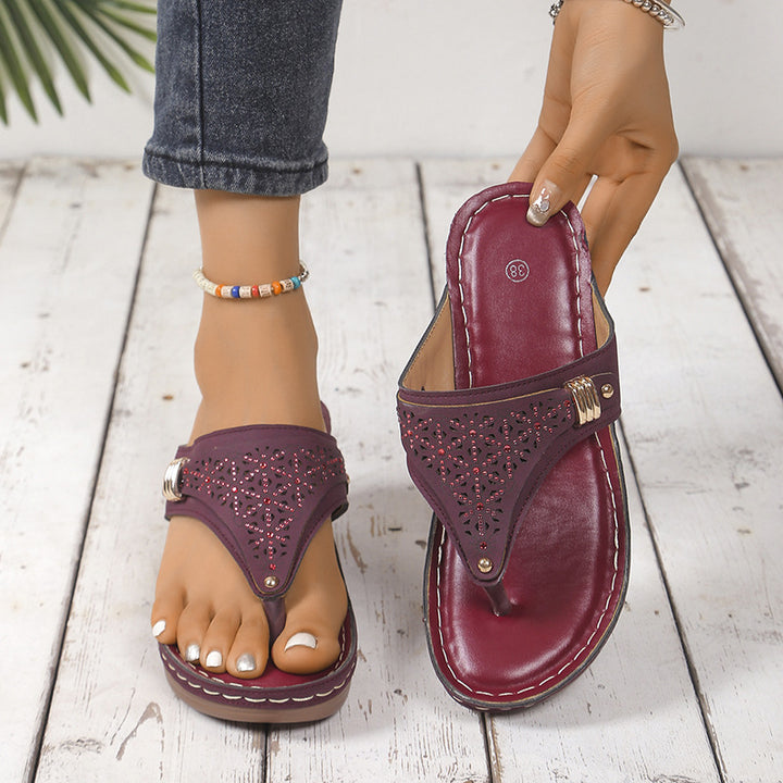 Damen Zehentrenner mit modischem Cut-Out-Design und bequemer Wedge-Sohle Drune