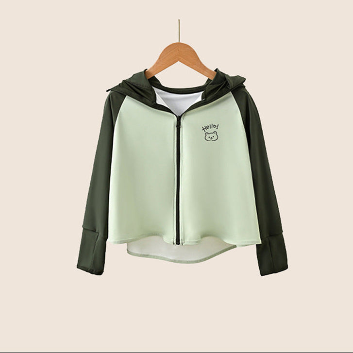 Damen leichte und atmungsaktive Sportjacke mit Kapuze Drune