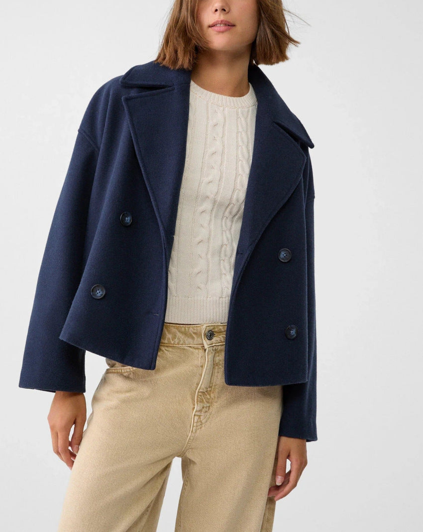 Damen nan kurz geschnittener Zweireiher Wollmix-Peacoat mit überbreitem Revers und kastiger Silhouette Drune