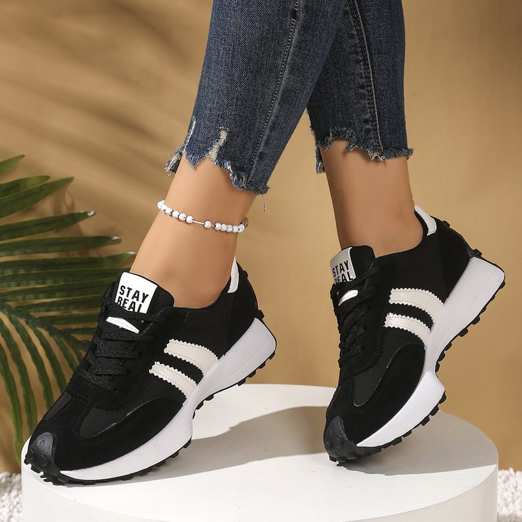 Damen nan retro-inspirierte Plateausneaker aus Veloursleder-Optik mit profilierter Gummisohle Drune