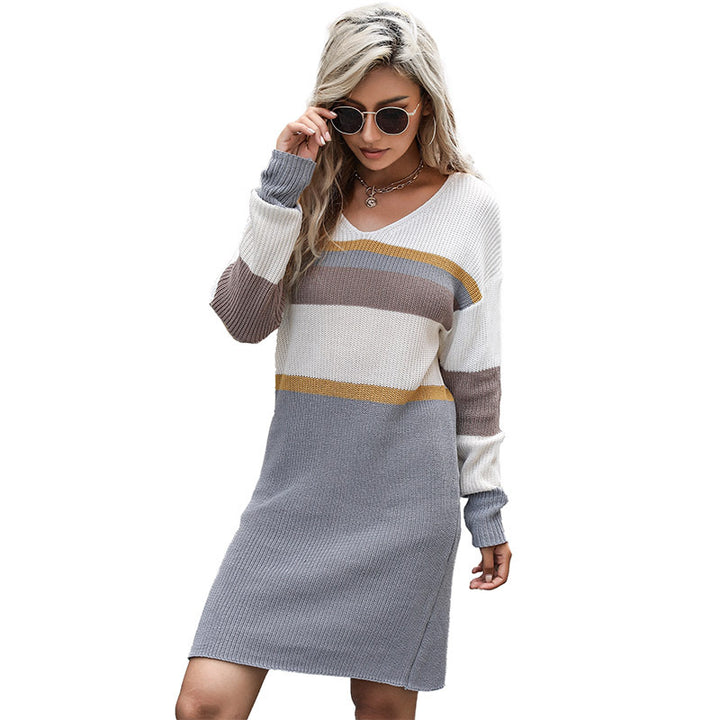 Damen Strickkleid im angesagten Off-Shoulder-Design mit breiten Streifen Drune