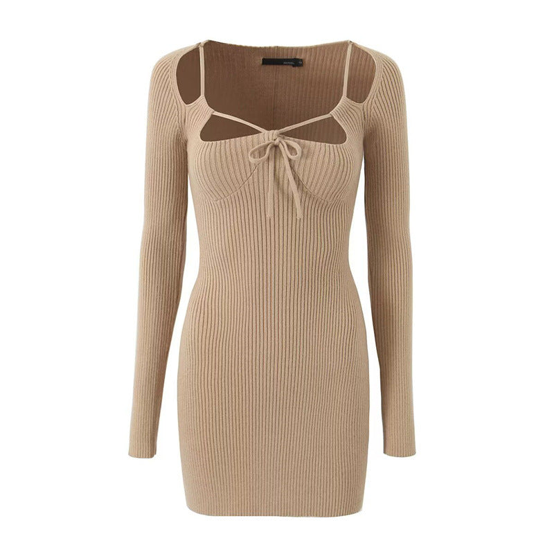 Damen figurbetontes Rippkleid mit Cut-Out-Details und langen Ärmeln Drune