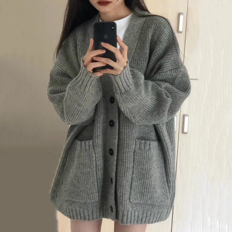 Damen kuschelige Strickjacke mit tiefem V-Ausschnitt und großen Taschen Drune