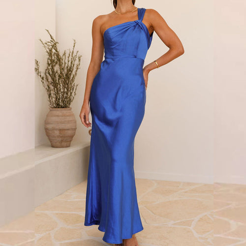 Damen elegant geschnittenes Maxikleid mit asymmetrischem Träger und fließendem Satin-Finish Drune