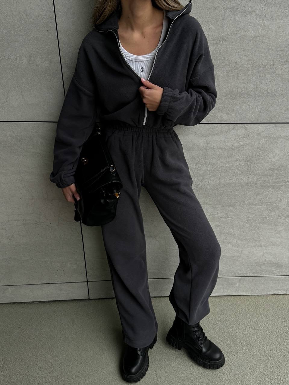 Damen Fleece-Loungewear-Set mit hohem Kragen und praktischen Taschen Drune
