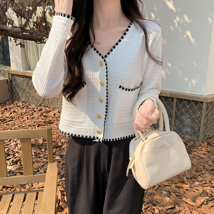 Damen modische Baumwoll-Strickjacke mit Knopfdetails Drune