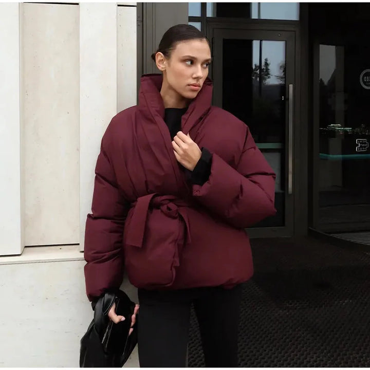 Damen Modische gefütterte Jacke mit Bindegürtel Drune