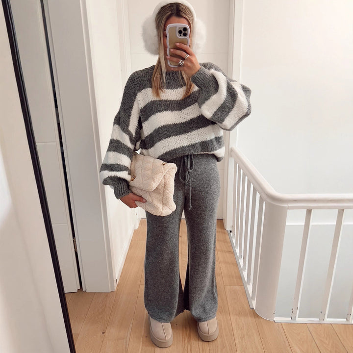 Damen Kuscheliger Cropped-Pullover mit breiten Streifen und hohem Kragen Drune