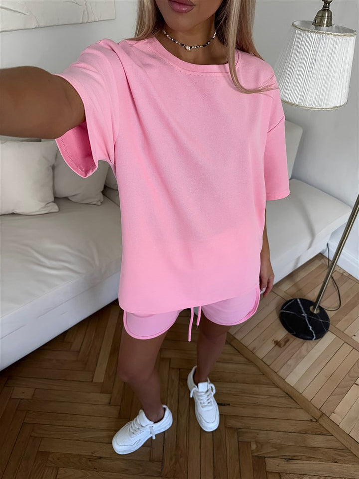Damen gemütliches Sport-Set mit lässigem T-Shirt und Shorts Drune