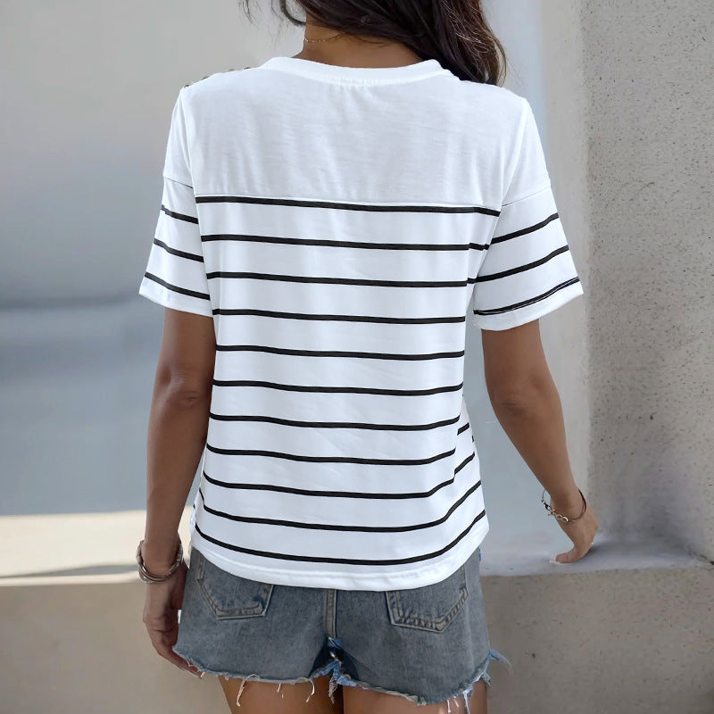 Damen gestreiftes T-Shirt mit dekorativen Knopfdetails Drune