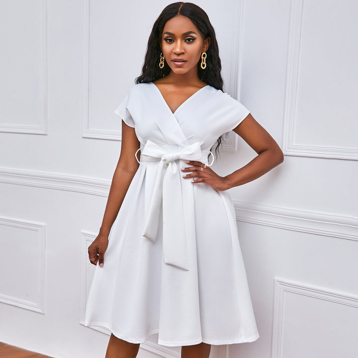 Damen Wickelkleid mit elegantem V-Ausschnitt und Gürtel Drune
