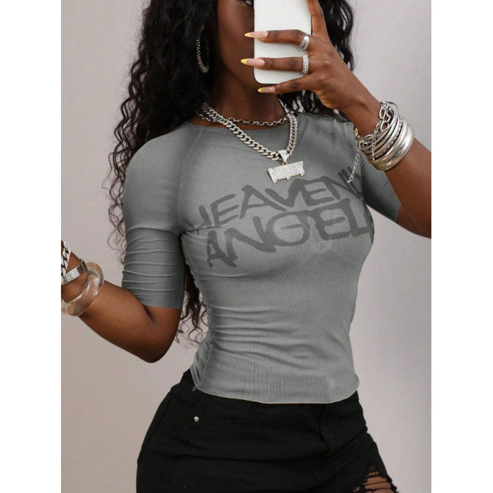 Damen figurbetontes T-Shirt mit urbanem Schriftzug und modischem Schnitt Drune