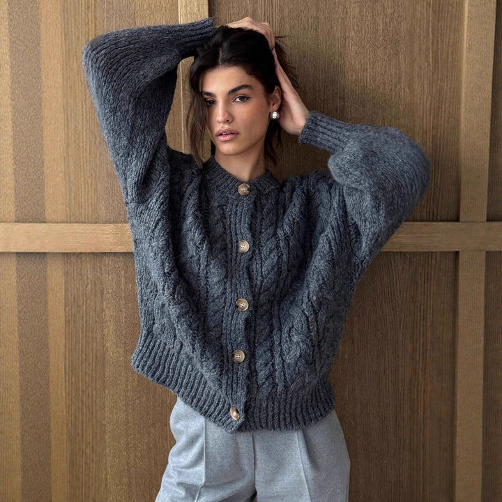 Damen Grobstrickjacke mit voluminösen Ärmeln und großen Knöpfen Drune