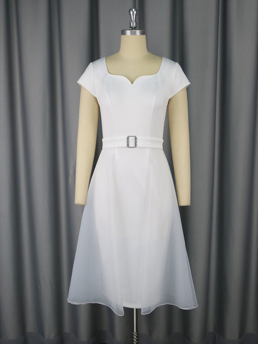 Damen A-Linien Kleid mit tailliertem Gürtel und elegantem Herzausschnitt Drune