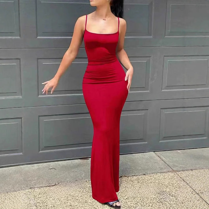 Damen Elegantes Langes Kleid mit schmalem Schnitt und feinen Trägern Drune