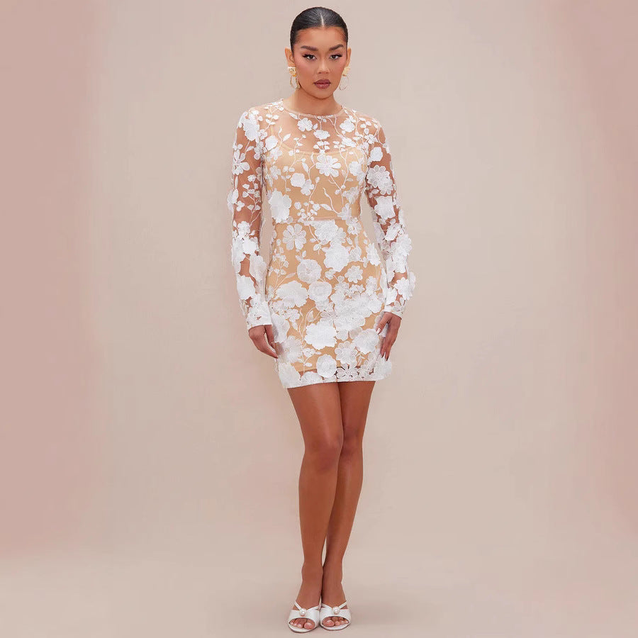 Damen Spitzenkleid mit floralen Applikationen und langen Ärmeln Drune