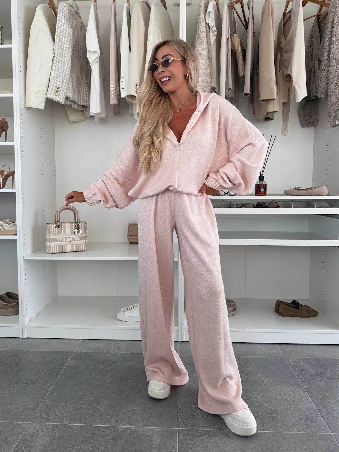 Damen Loungewear-Anzug aus weichem Fleece mit Kapuze und weitem Schnitt Drune