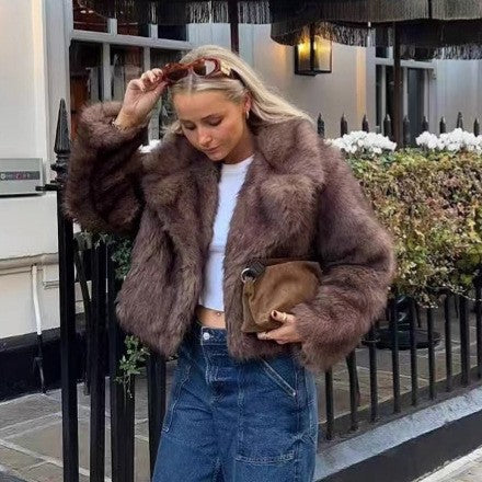 Damen Fabelhafte Kunstpelzjacke mit breiten Ärmeln Drune
