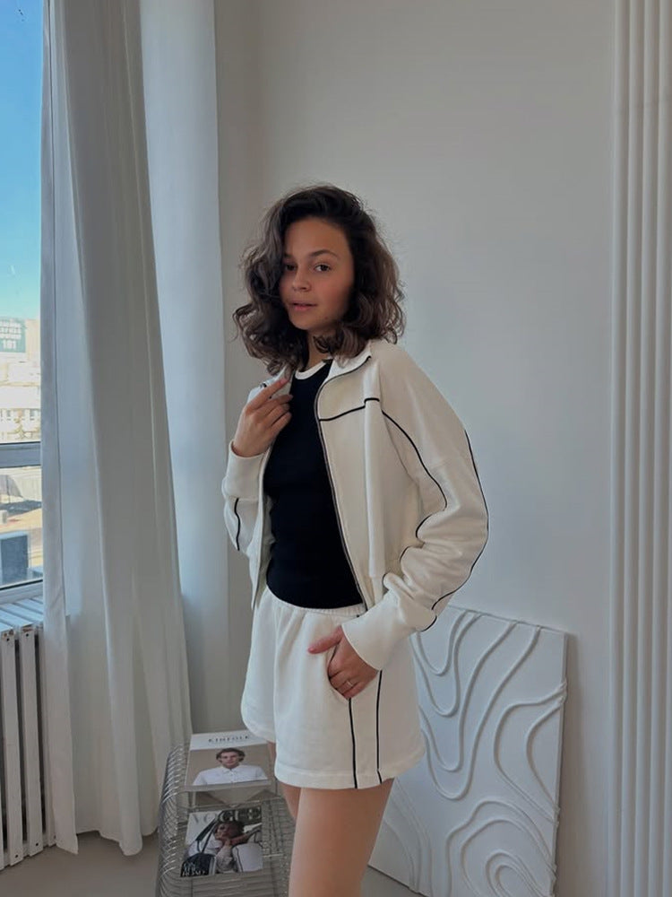 Damen nan athletischer Zweiteiler mit formendem Sportbustier, taillierter Highwaist-Sweatshorts und Zip-Hoodie Drune