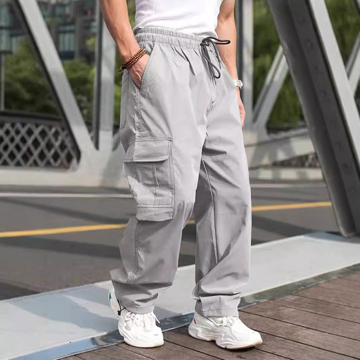 Herren Cargo-Hose mit vielen funktionalen Taschen und lockerer Passform Drune