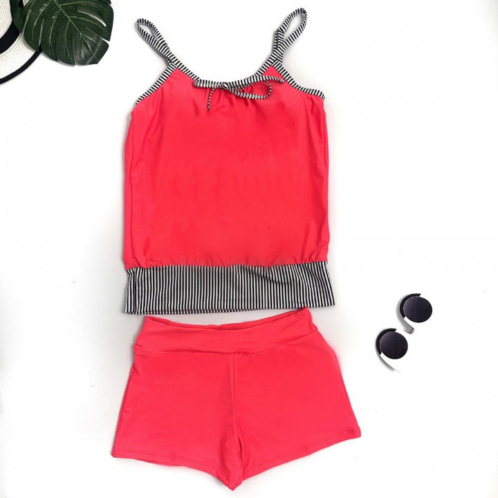 Damen Bikinioberteil mit lässigem Schnitt und kurzen Hosen Drune