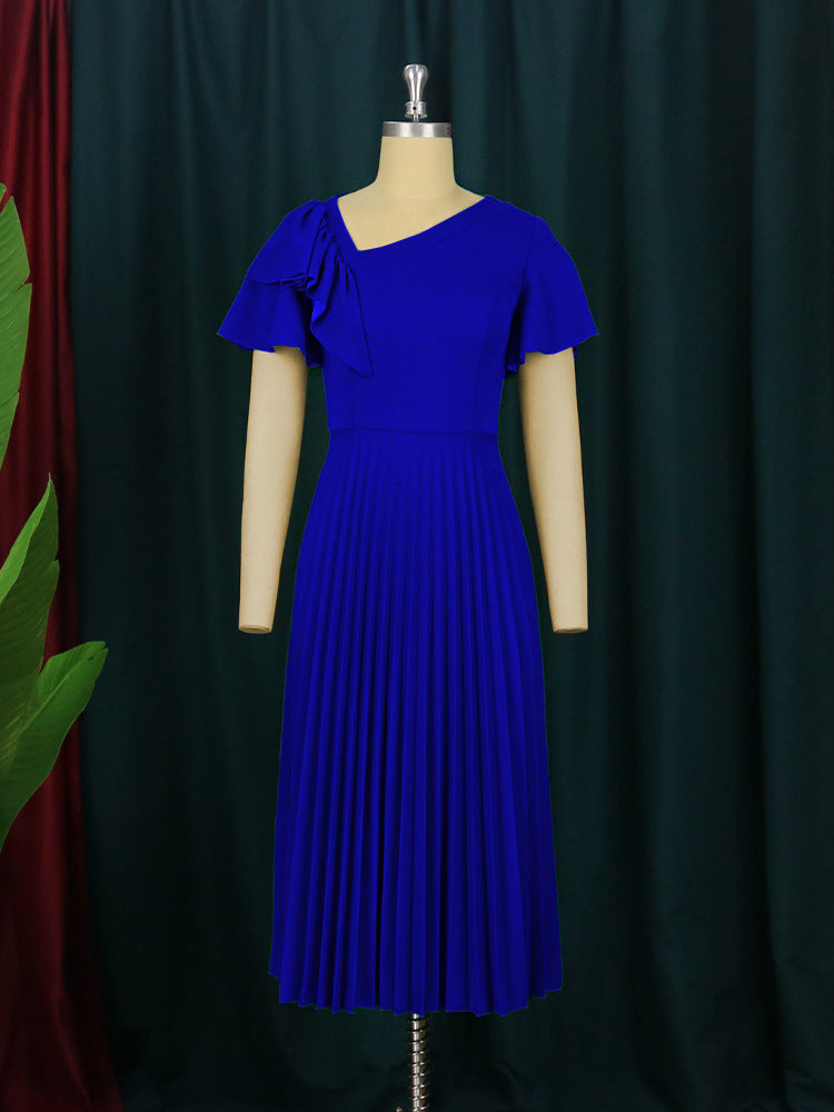 Damen Plissee-Kleid mit asymmetrischem Schnitt und eleganter Rüsche Drune