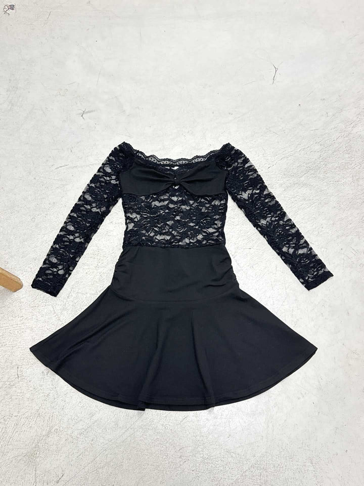 Damen Strandkleid mit zarten Spitzenakzenten und verführerischer Schnürung Drune