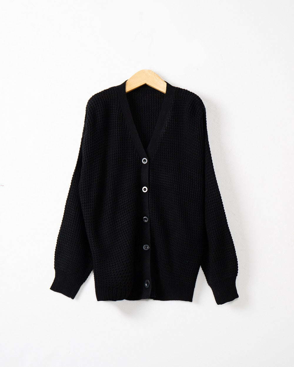 Damen Strickjacke mit strukturiertem Muster und praktischen Knopfdetails Drune