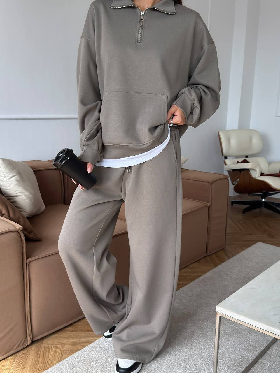 Damen sportlicher Pullover mit halbem Reißverschluss und weiten Hosen Drune