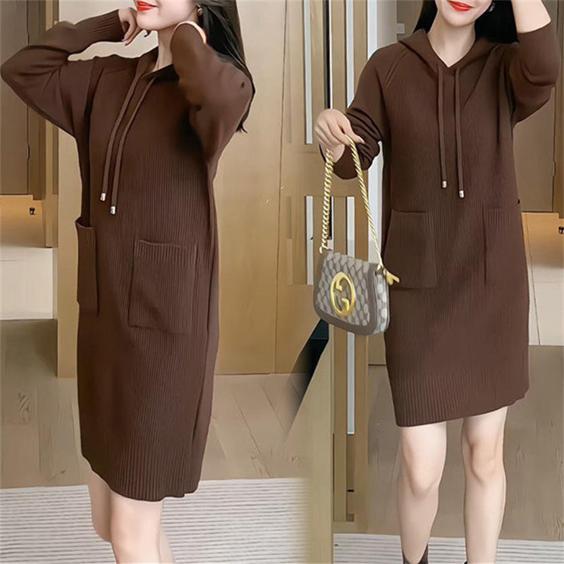 Damen Strickkleid mit Kapuze und praktischen Taschen Drune