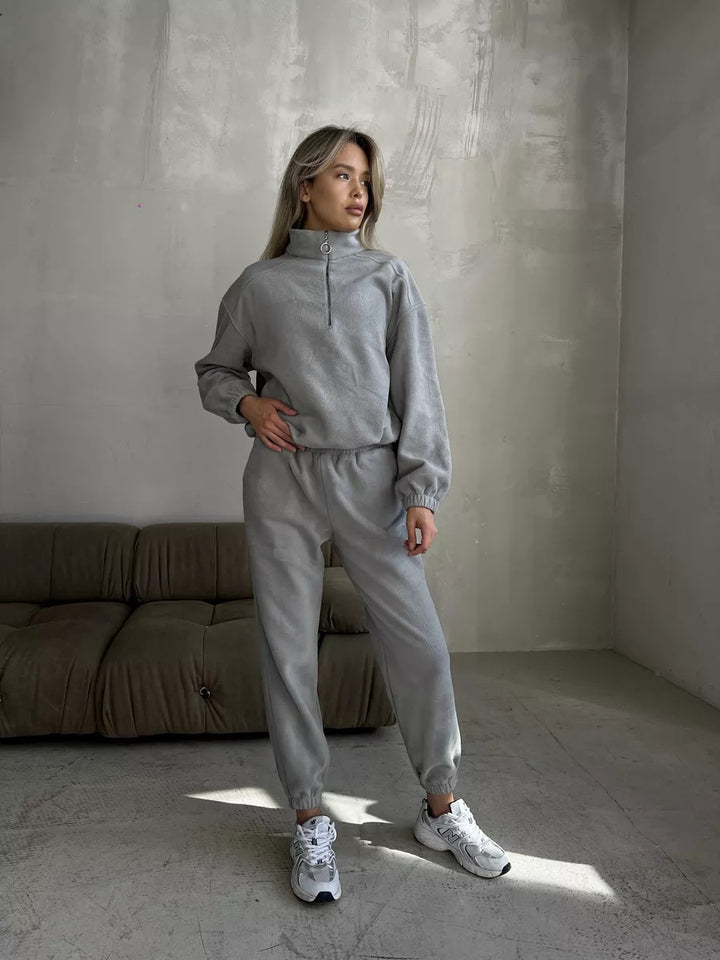 Damen lässiger Fleece-Lounge-Anzug mit kurzem Reißverschluss Drune
