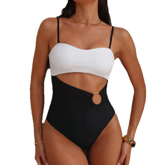 Damen Einteiliger Badeanzug mit raffiniertem Cut-Out und elegantem Ringdetail Drune